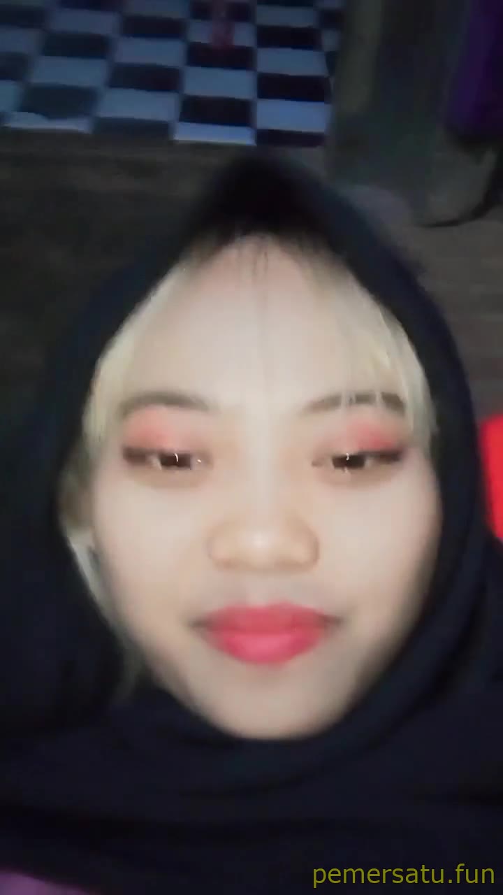 P32 Silvia Abg 18yo Memek Rapet Video Disebar Tukang Becak