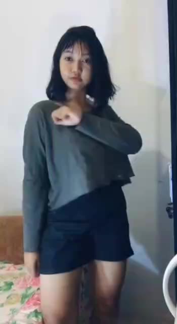 858 VID 20220205 062656