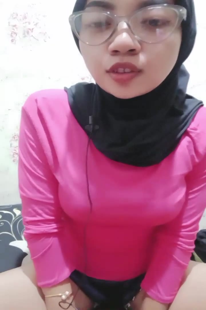 Thumbnail untuk Ica Hijab Toked Bulet Telegram Liveshowplus Doodstream Doodflix