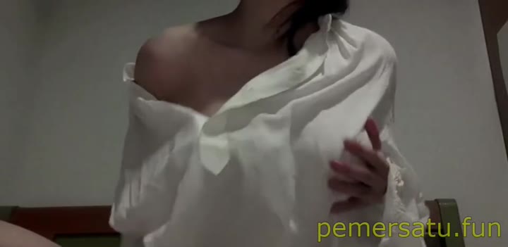 Putih Abg Lagi Sange 18yo Kemeja