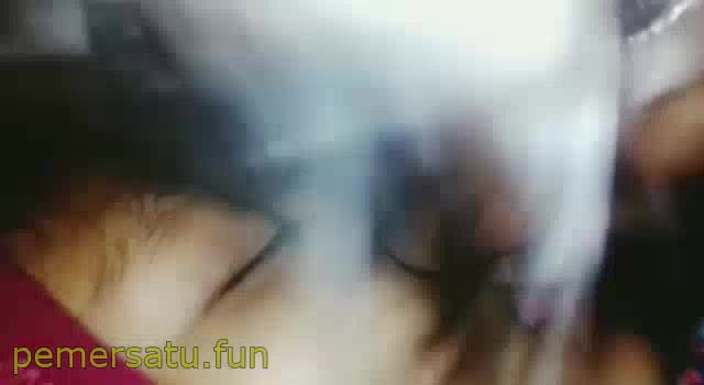 P7 Alda ABG 18yo Toket Mengkal Dientot