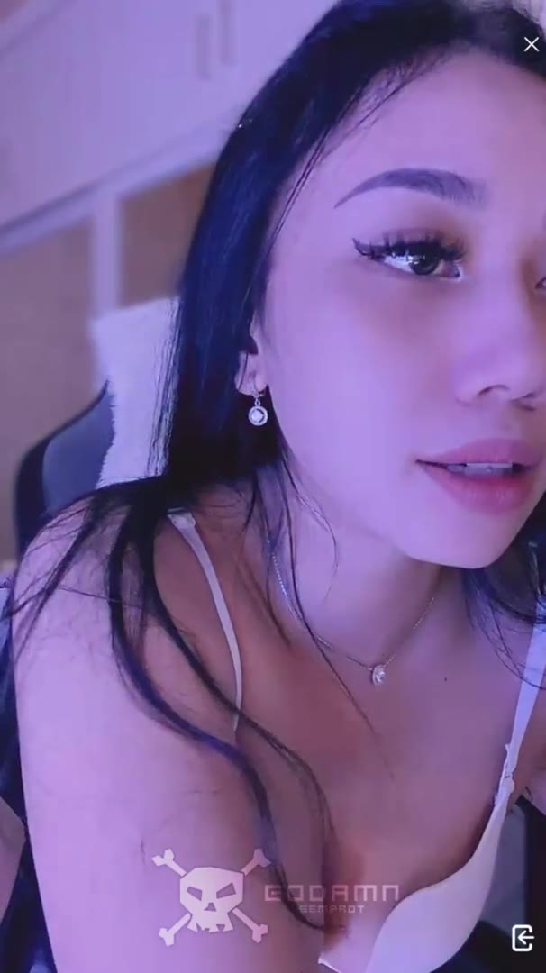 Omek Dara Toge Meki Tembem Live Show Mastrubasi