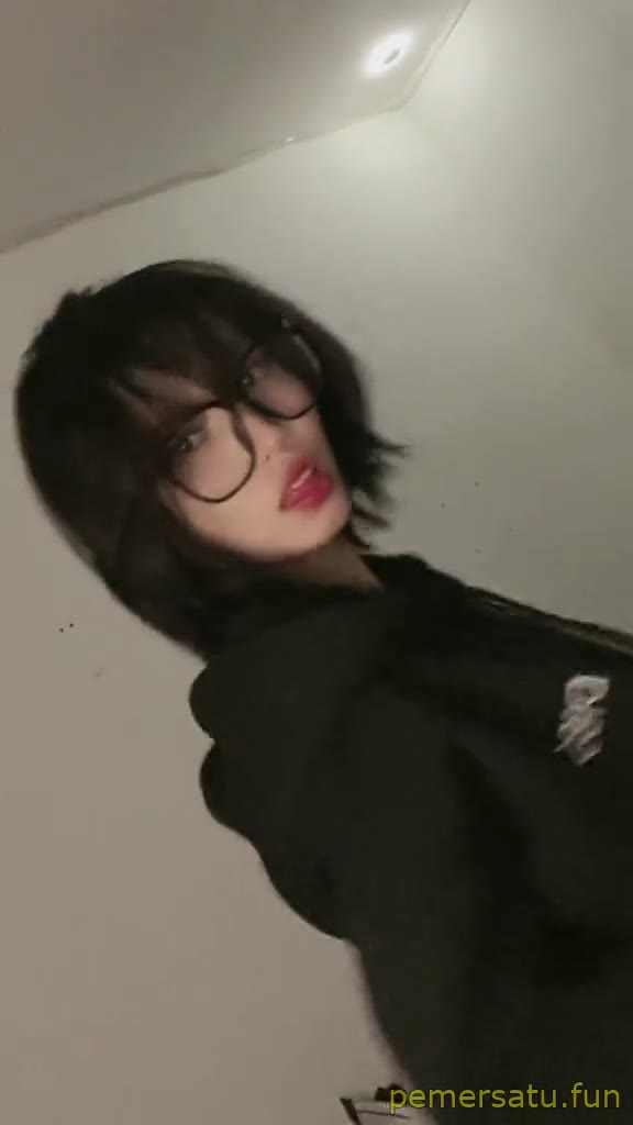 P8 S Fernandez Abg 18yo