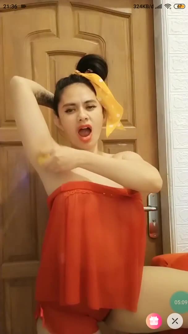Thumbnail untuk Kimaya Agatha Live Seksi Kelihatan Puting Nya Doodstream