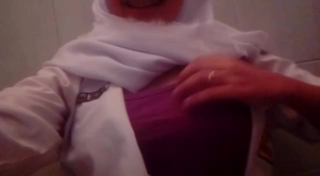 Thumbnail untuk Bokep Indo Jilbab Review Toket Toge doodstream Doods
