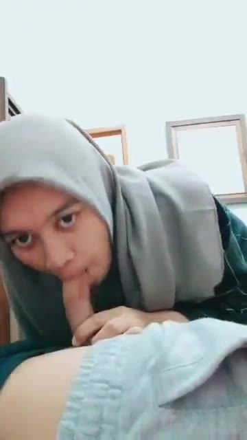 Pacar Jilbob Nyepong