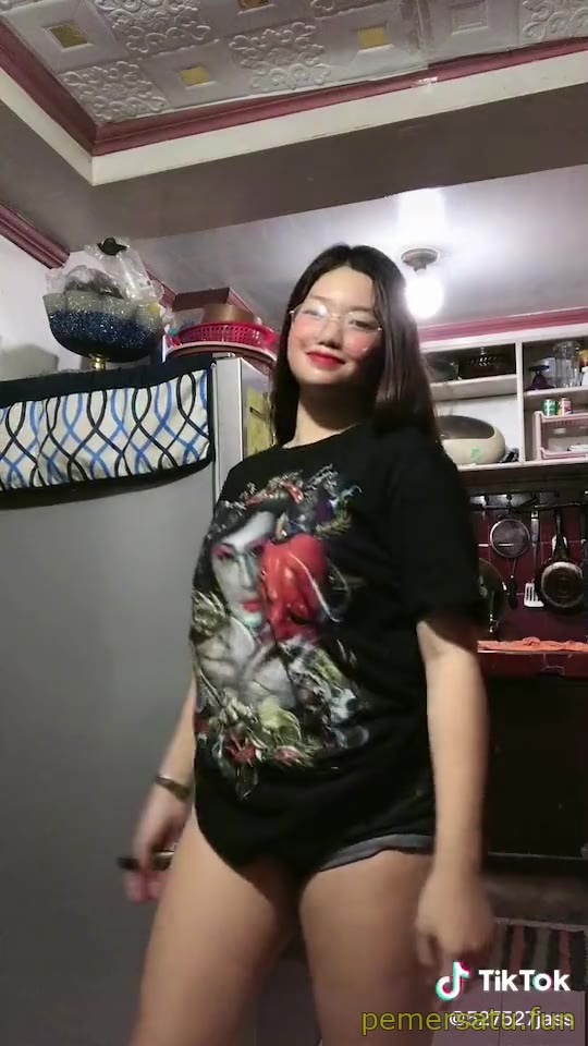 P3 Geraldine Flores 18yo Sange