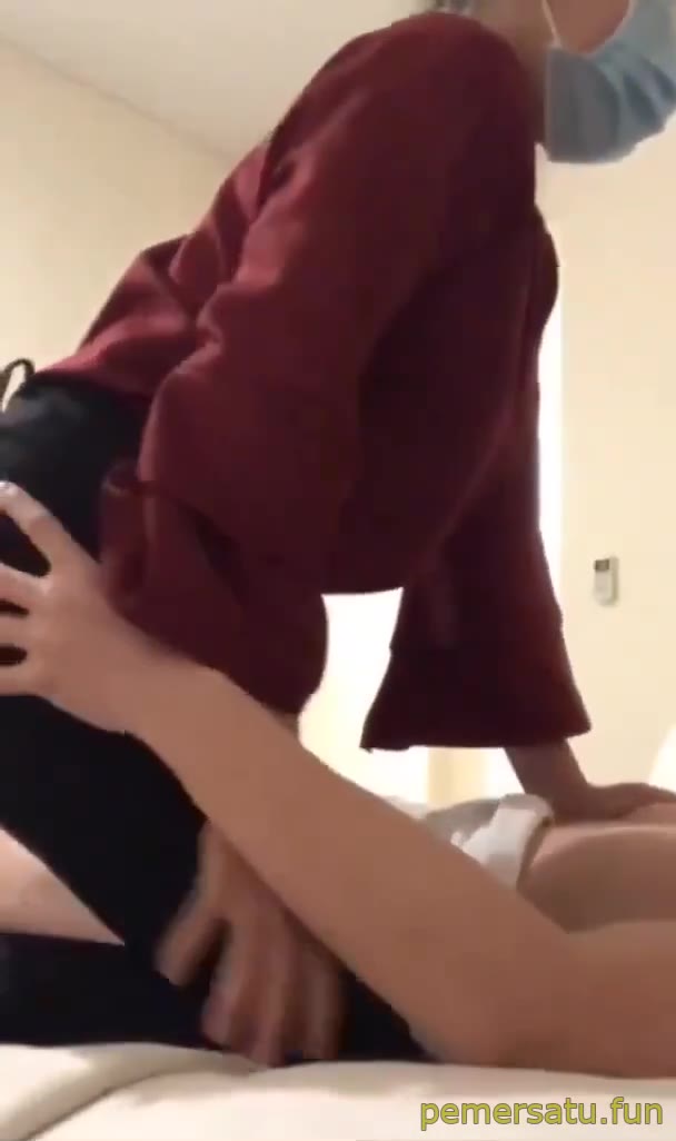 Sange Terapis Pijat Lagi