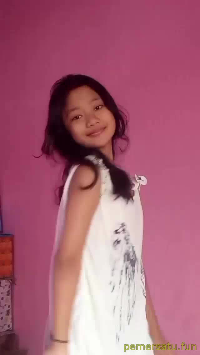 P7 Alia Esempe ABG Segar 18yo Tiktokan Bugil