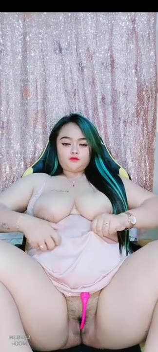 QUEENZA GETER ENAK BEB