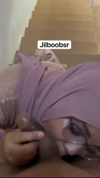 Thumbnail untuk Tante String Tipis Hijab Ntot Selingkuhan P 1