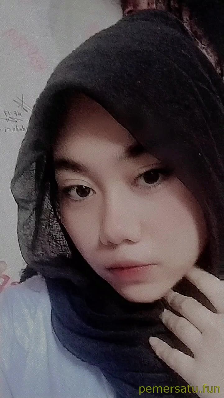 P18 Abg Lugu Berkacamata Bernama Cindy Yang Viral Di Tiktok