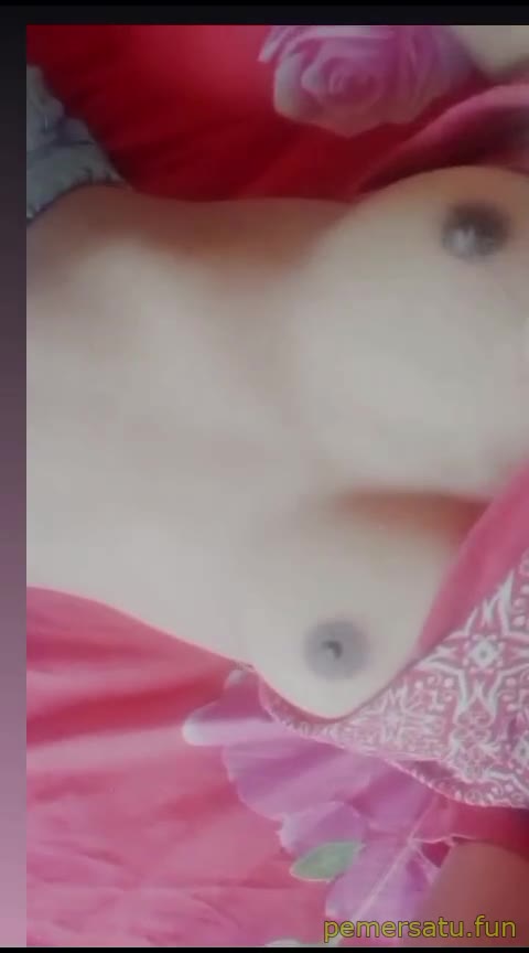 P47 Shella Imut 18yo Memek Mulus Sempit