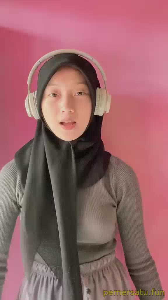 P5 Reistanada Abg 18yo Sukanya Colok Memek