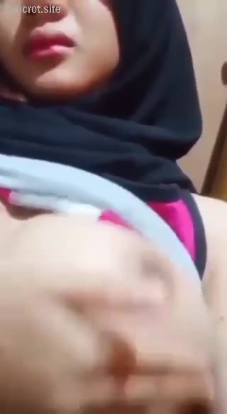Thumbnail untuk Ukhti Cantik Toket Gede Bikin Sange Bokep Indo