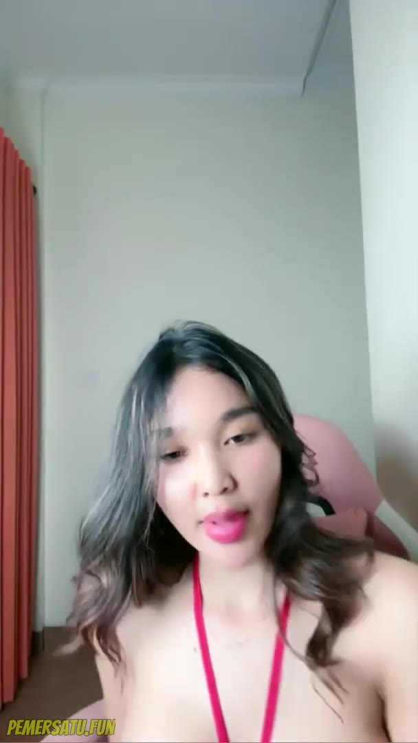 P39 Adenia Baju Haram Cantik Colmek Live