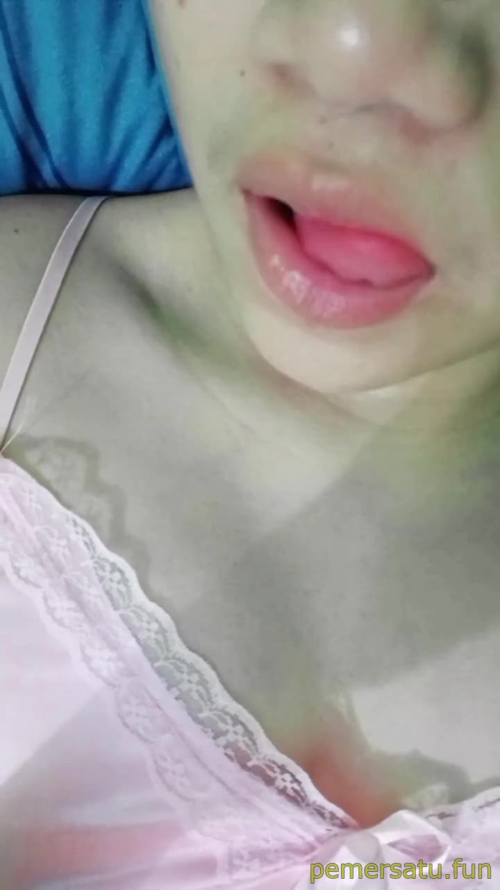 P20 Zeyya 18yo Viral