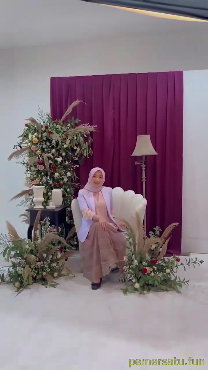 P3 Azkia Bu Dokter Hijab Viral