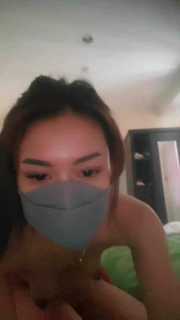Thumbnail untuk Jilat Puting Toketnya Dedek Nanaa Bugil Id 31853728