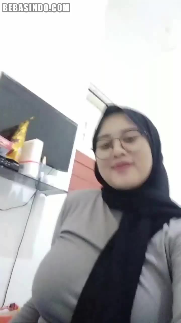 2250-Bokep-Indo-Acha-Pakai-Jilbab-Toket-Gede-Montok