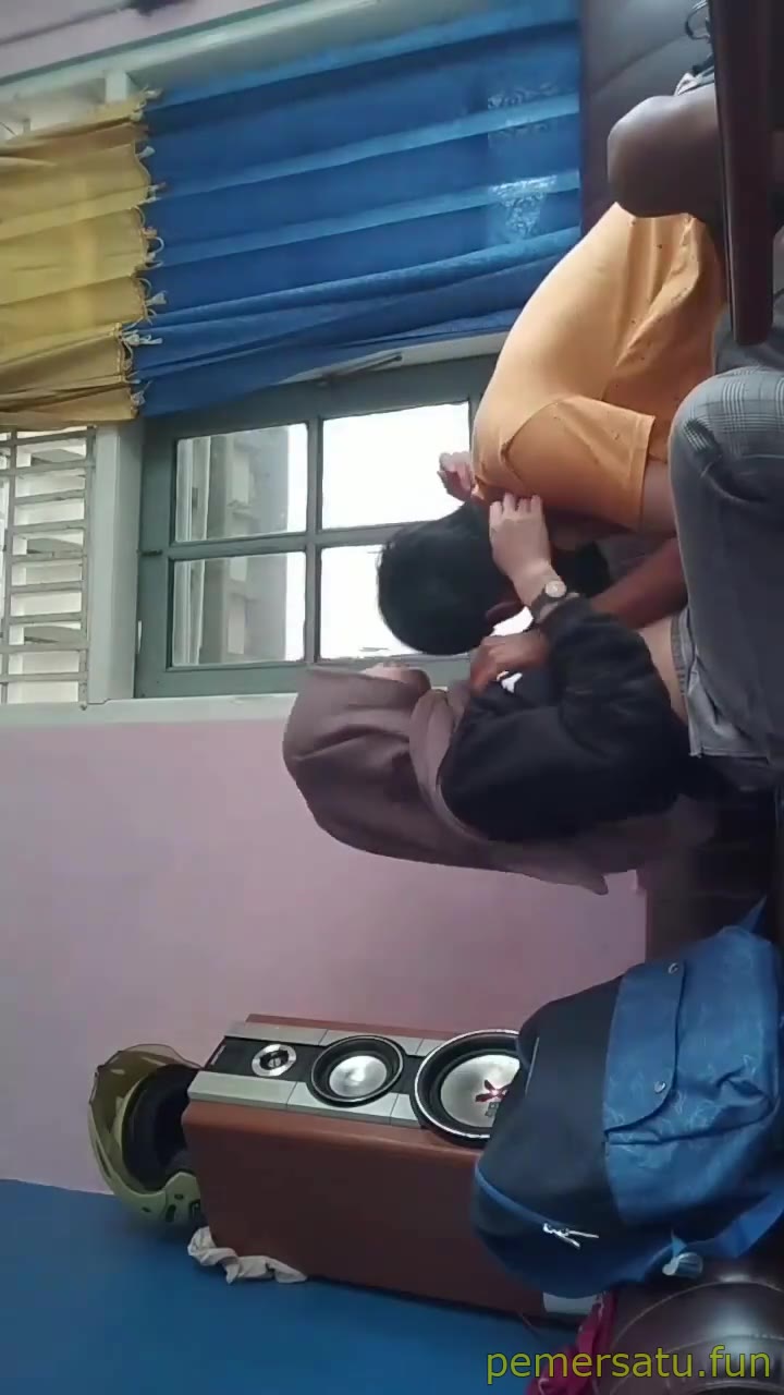 P2 Jamet Pacaran Jilbab Numpang Nyusu