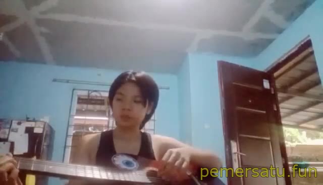 P16 Mikalela Abg 18yo Chindo Rambut Pendek