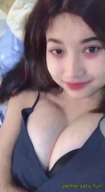 P15 Zqya Abg 18yo Cakep Imut Rambut Panjang
