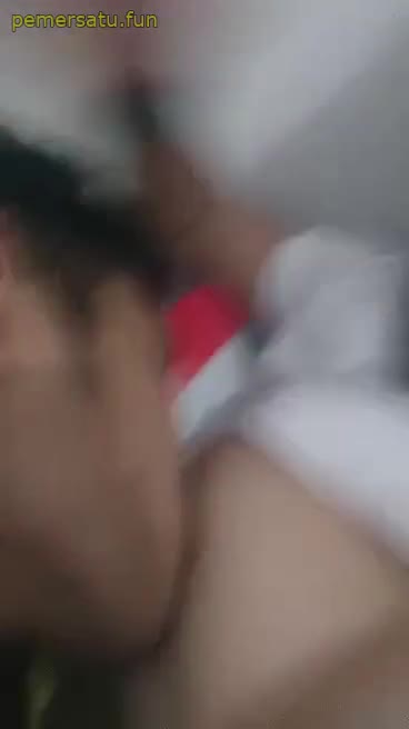 P31 Paula 19yo Putih Mulus Tetek Padu Memek Sempit