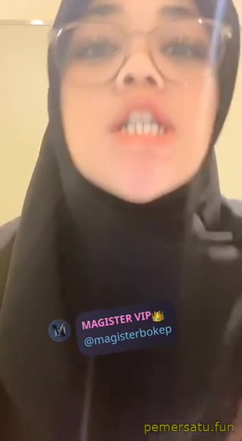 Gede Jilbab Kacamata Sange Dikasih Spill Kontol