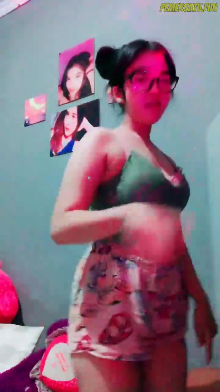 AVTub Susu Kakak April Can 