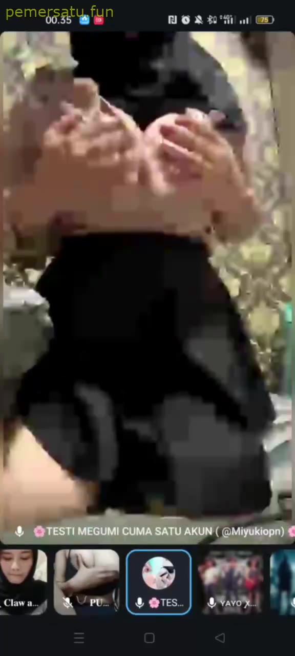 jilbab hitam abg 18yo sange (4)