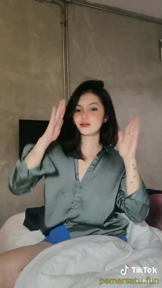 P12 Leylis Seorang Tiktoker Yang Viral Videonya Disebar