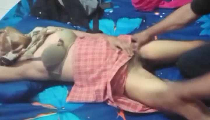 Thumbnail untuk Mbah Maryono Jilbab Dipijit Dan Entot Videos bokep