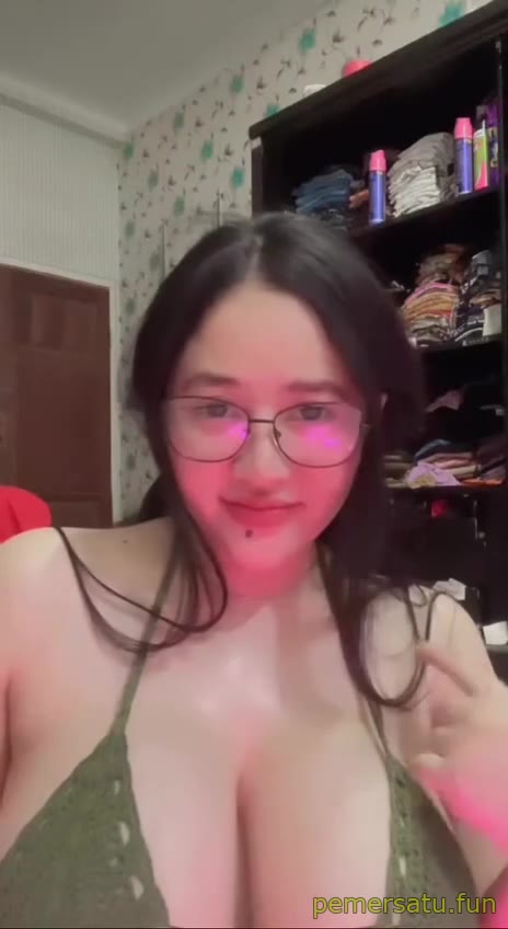 P30 Ochi Berlian Tante Selebgram Montok