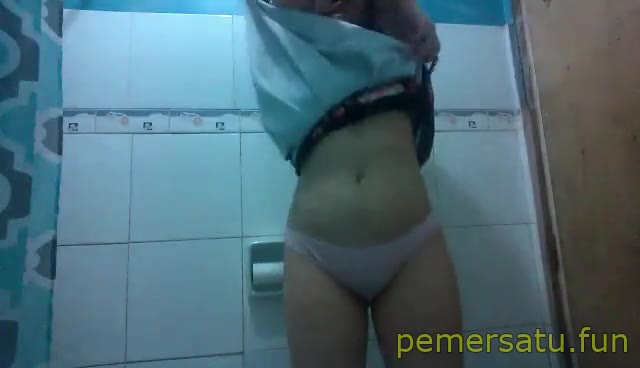 P28 Elyanna Ngentot 18yo Skandal Viral