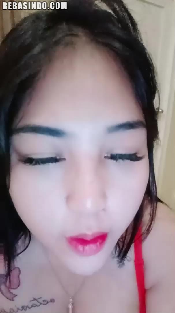 Thumbnail untuk Bokep Kenyot Tetek Miss Octa Lanjut Ml Live