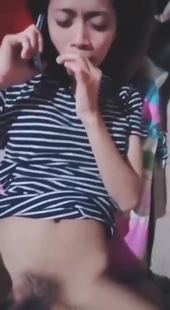 SUAMI JANGAN DI MASUKIN DULU MASIH DI TELPON