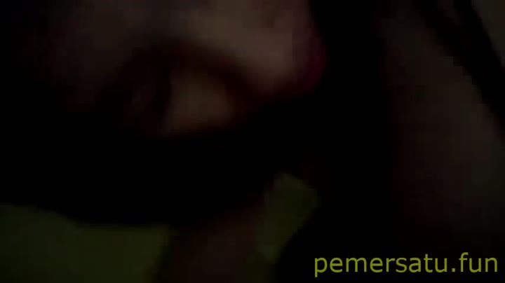 P22 Dian Abg 18yo Suka Colmek Genjot Bantal Kena Entot