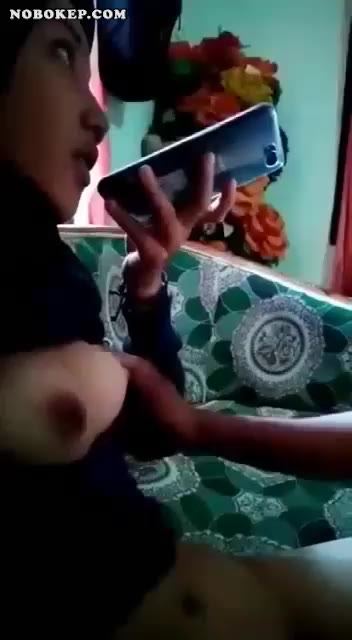 Cantik Bokep Indo Kenyot Nenen Gede Siswi SMA