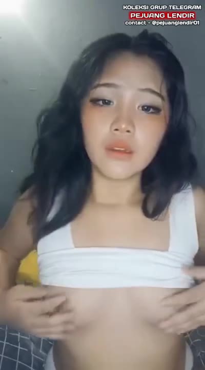 Kasur Abg Cantik Mulus Colmek Pakek Alat Make Up Di