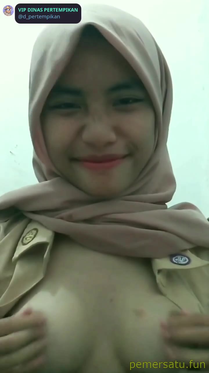 P21 Abg Jilbab Imut Tocil Memek Masih Segaris