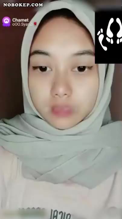 Thumbnail untuk Syah Livu Pamerin Susu Gede Miliknya Vcs Terupdate