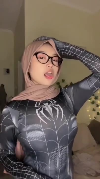 Thumbnail untuk Sheii Trakteer Jepit Nenen Baju Spider Album Cilbo