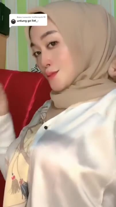 Thumbnail untuk Aulia Salsabila Marpaung Part 15 Doodstream Terbaru Twitter