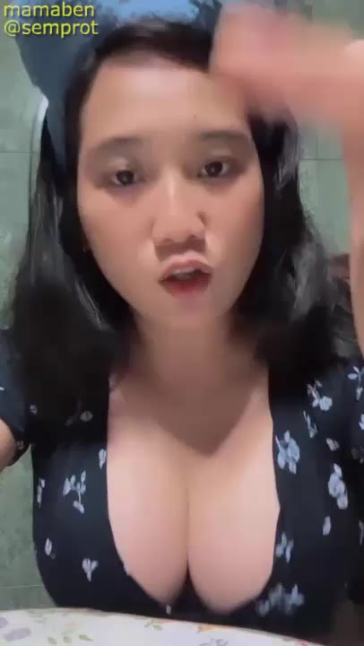 Virly live bareng netizen