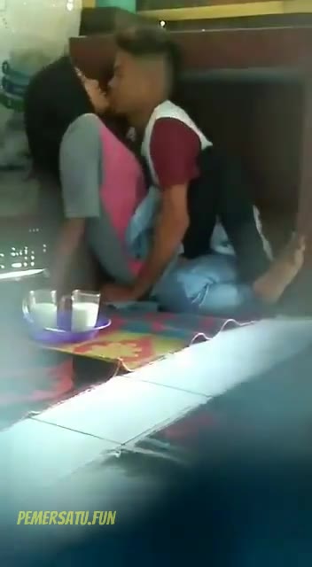 (new) BOCIL NGENTOT DI WARUNG