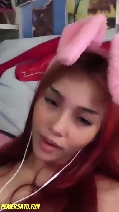 Memukau Gadis Sange Melakukan Aksi