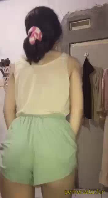 P7 Dian Abg 18yo Suka Colmek Genjot Bantal Kena Entot