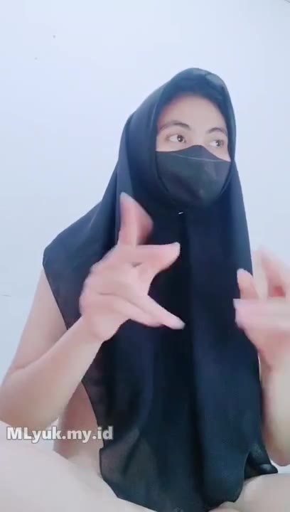 Pacar Jilbab Sange Marah Di Anal