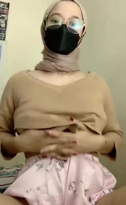 Bby Ica Baby Icha Host Jilbab Cantik Putih Toket Gede Live Omek Bar Bar